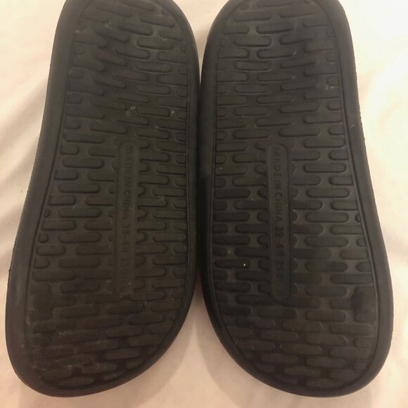 Black Posee Slides - Size 7 - Picture 5 of 5